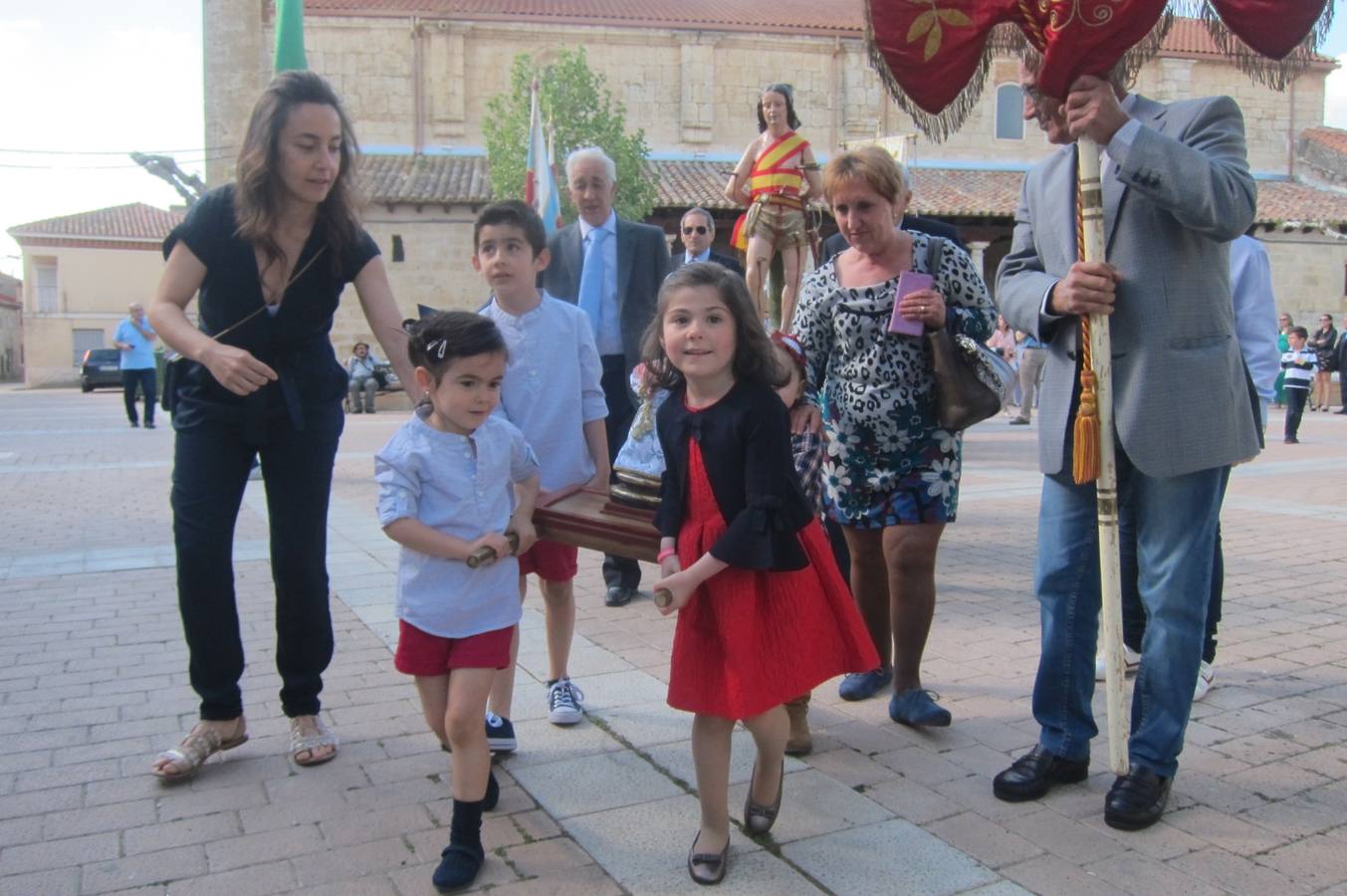 Fotos: Rogativa ante la Virgen del Rosario en Castromonte