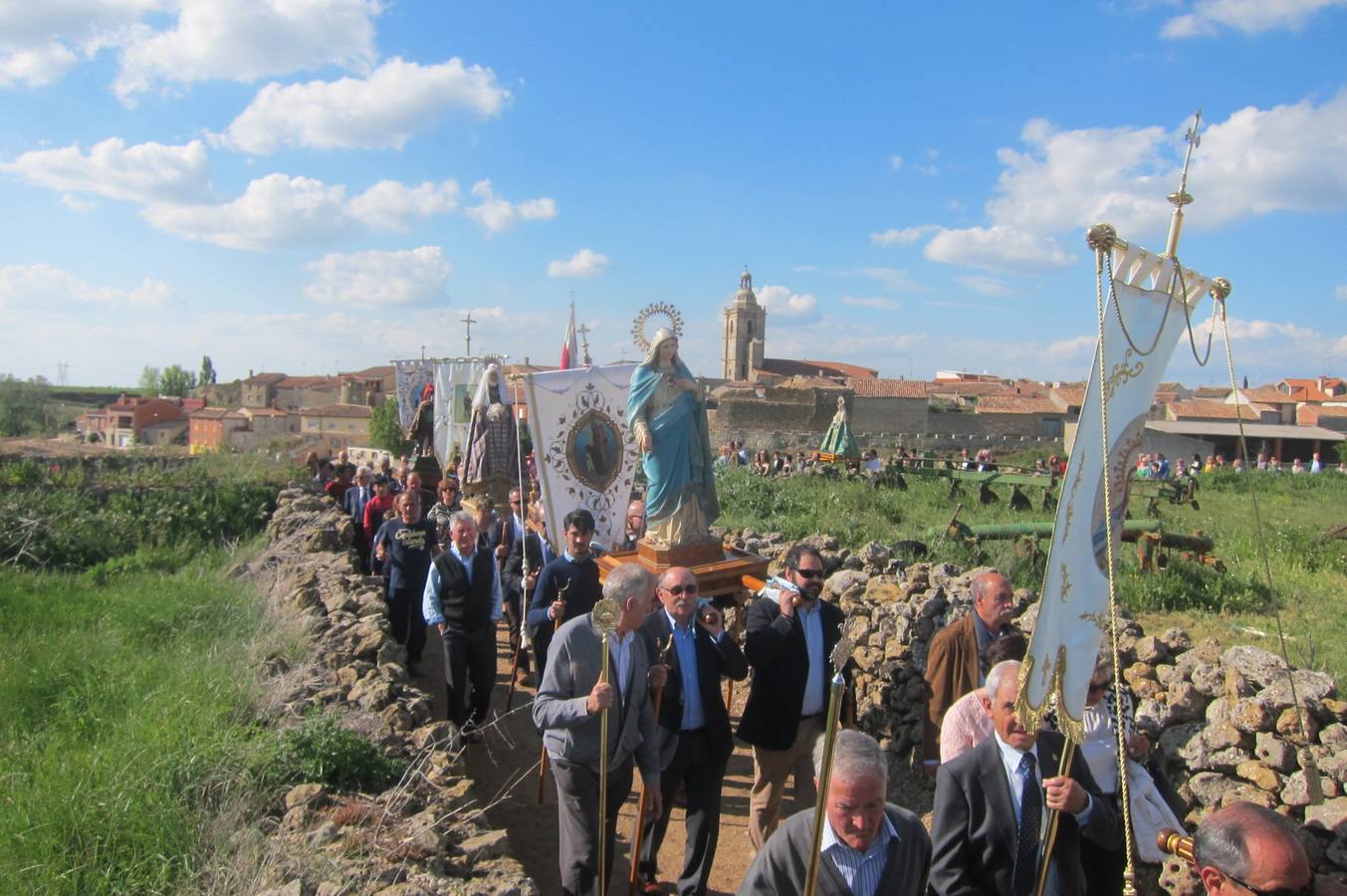 Fotos: Rogativa ante la Virgen del Rosario en Castromonte