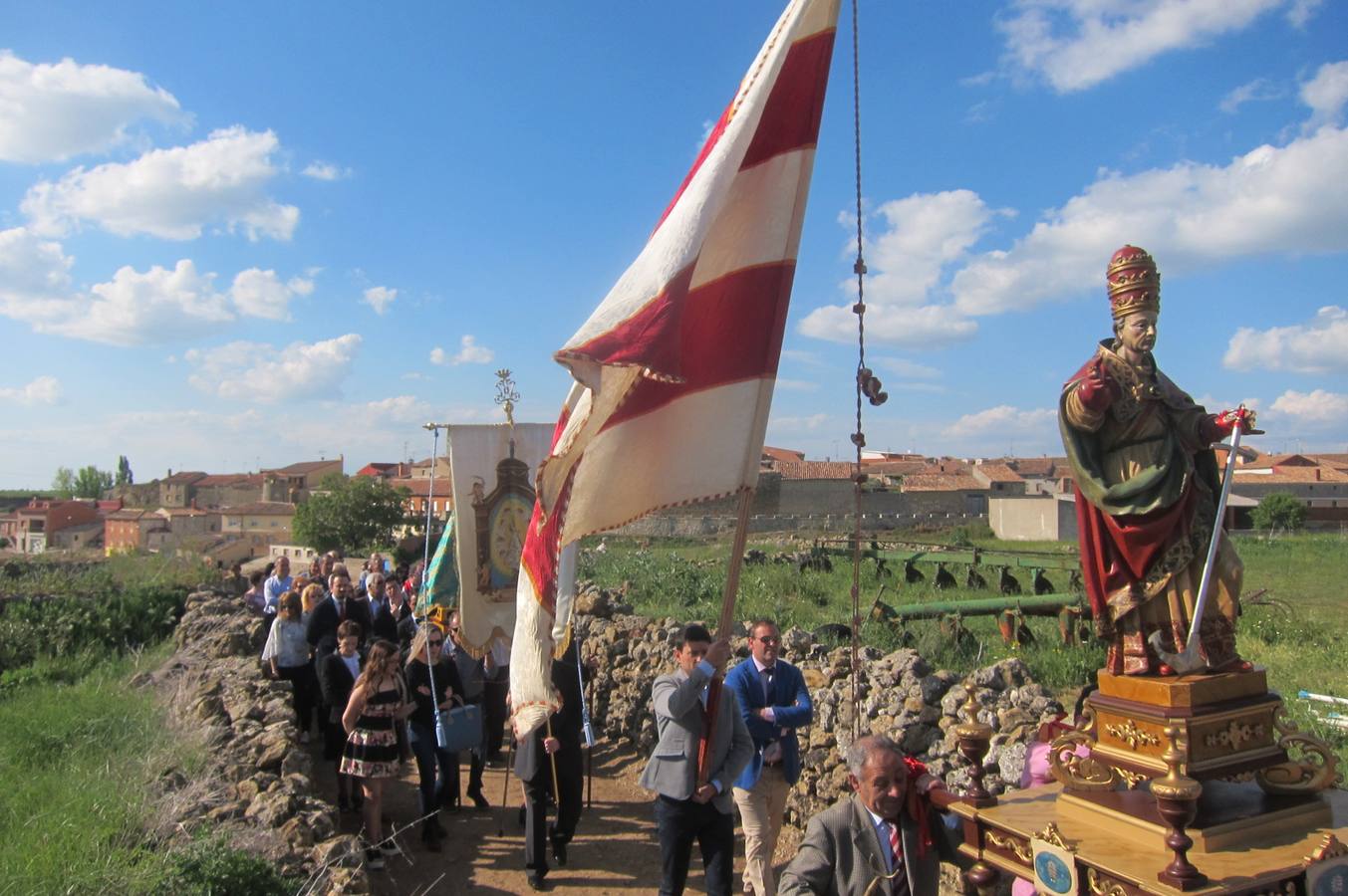 Fotos: Rogativa ante la Virgen del Rosario en Castromonte
