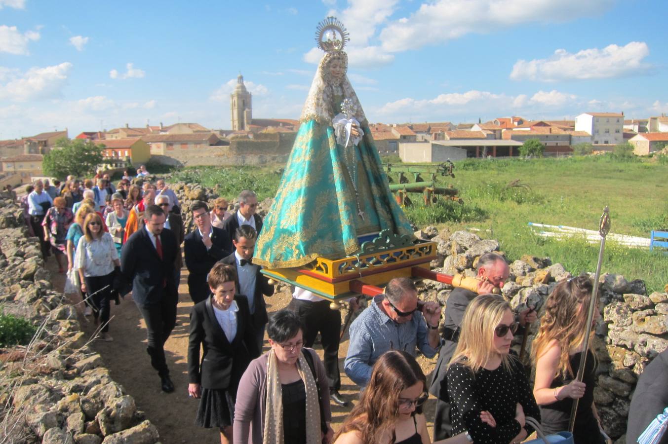 Fotos: Rogativa ante la Virgen del Rosario en Castromonte