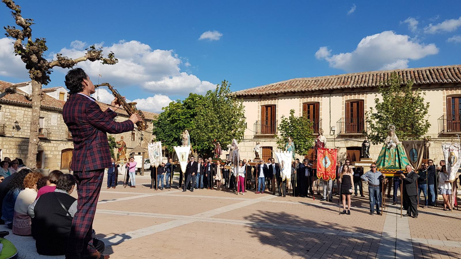 Fotos: Rogativa ante la Virgen del Rosario en Castromonte