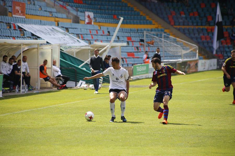 Fotos: CF Salmantino-UD Poblense
