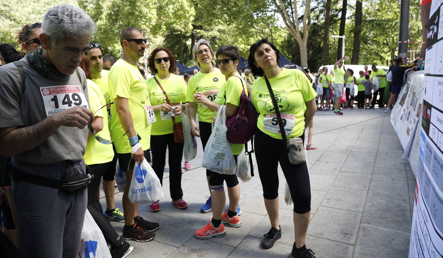 Fotos: Carrera dolidaria de FEAFES en Palencia