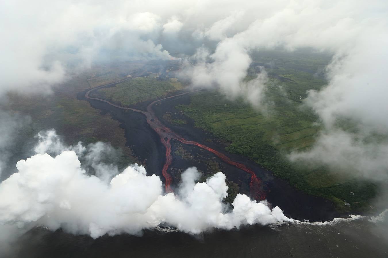 Fotos: Las impresionantes imágenes de la erupción del volcán Kilauea de Hawái