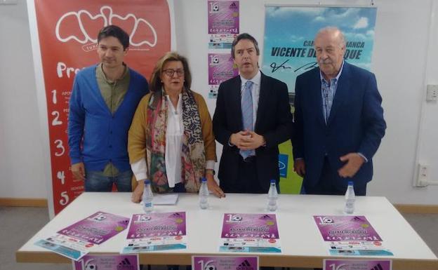 Del Bosque presenta la XVI edición de su campus de fútbol en Salamanca