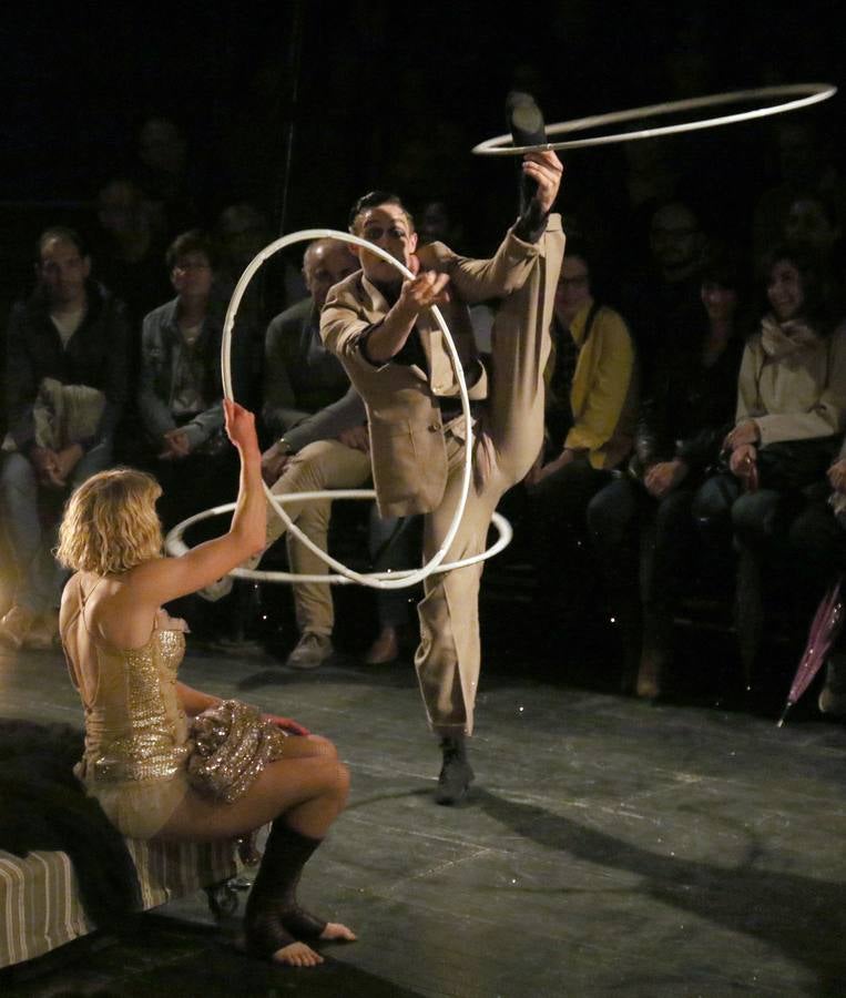 56 compañías desfilarán desde hoy y hasta el próximo domingo con actuaciones que van desde el mero espectáculo de entretenimiento hasta la denuncia de temas tan profundos como la emigración, la lucha de clases...