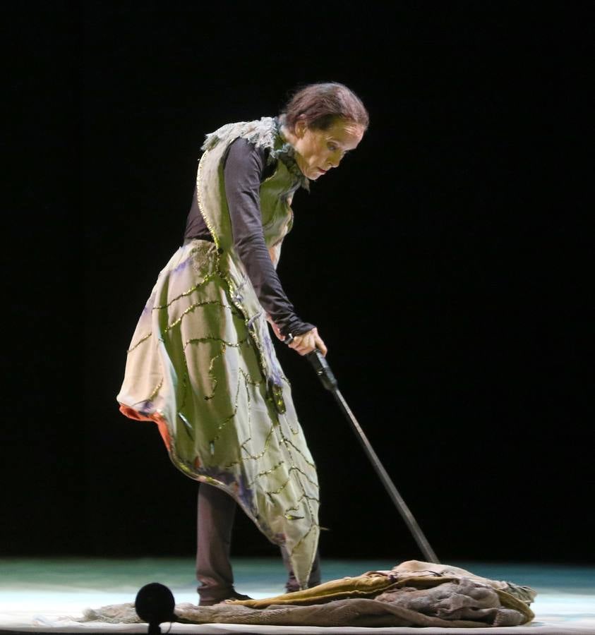 56 compañías desfilarán desde hoy y hasta el próximo domingo con actuaciones que van desde el mero espectáculo de entretenimiento hasta la denuncia de temas tan profundos como la emigración, la lucha de clases...