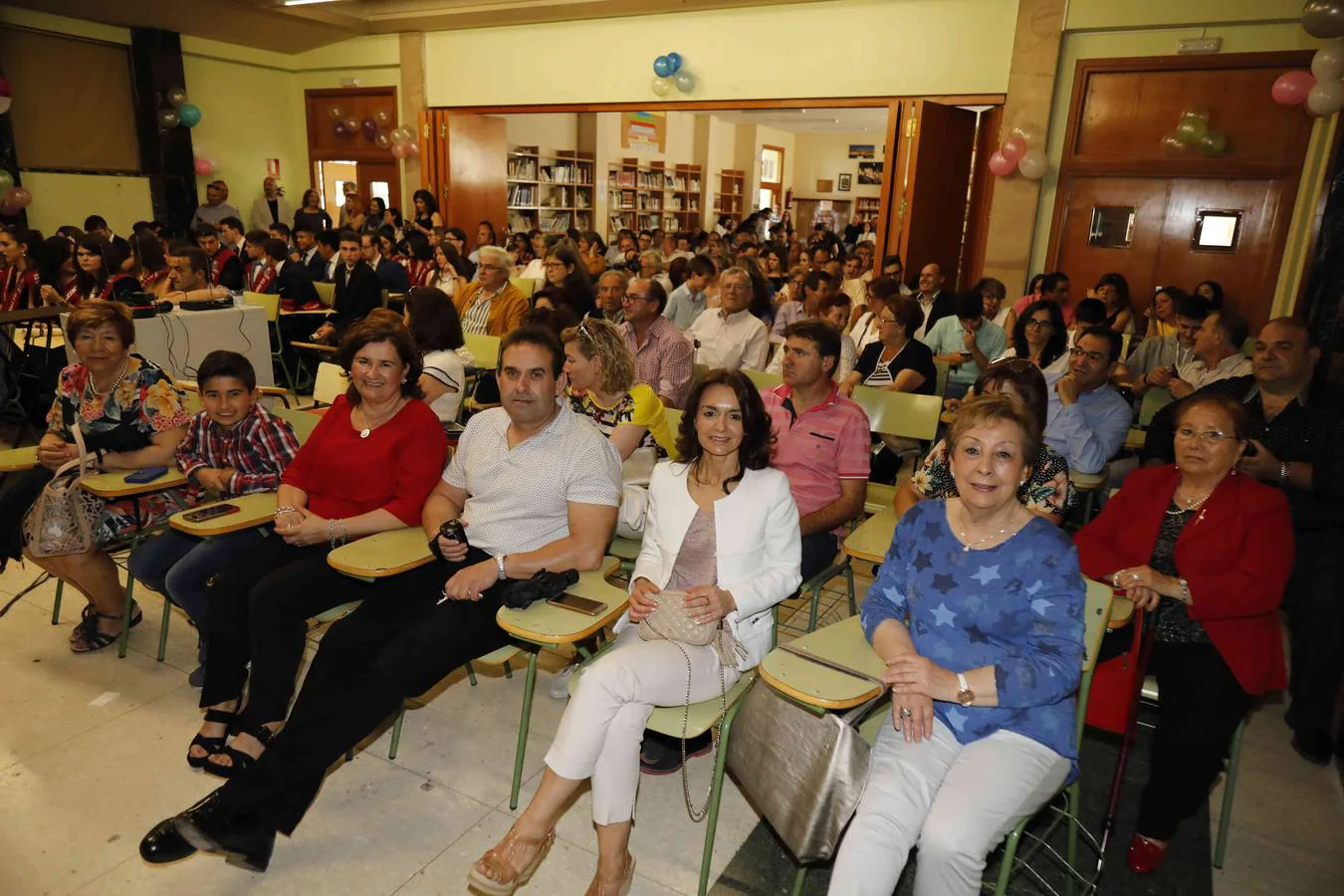 Fotos: Graduación de los alumnos de Bachillerato del IES Conde Lucanor de Peñafiel