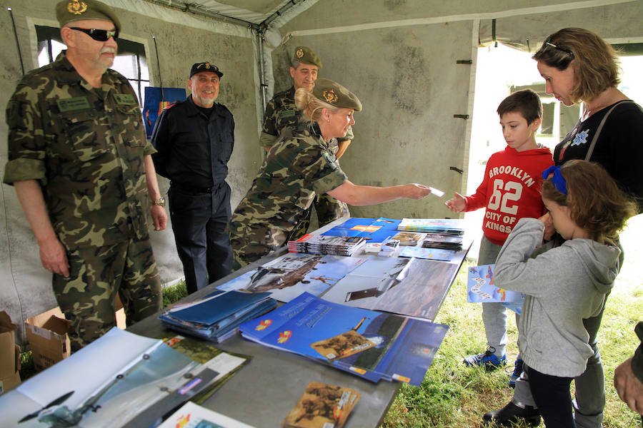 Fotos: Día de las Fuerzas Armadas en Baterías