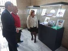 Exposición en el atrio del Ayuntamiento.