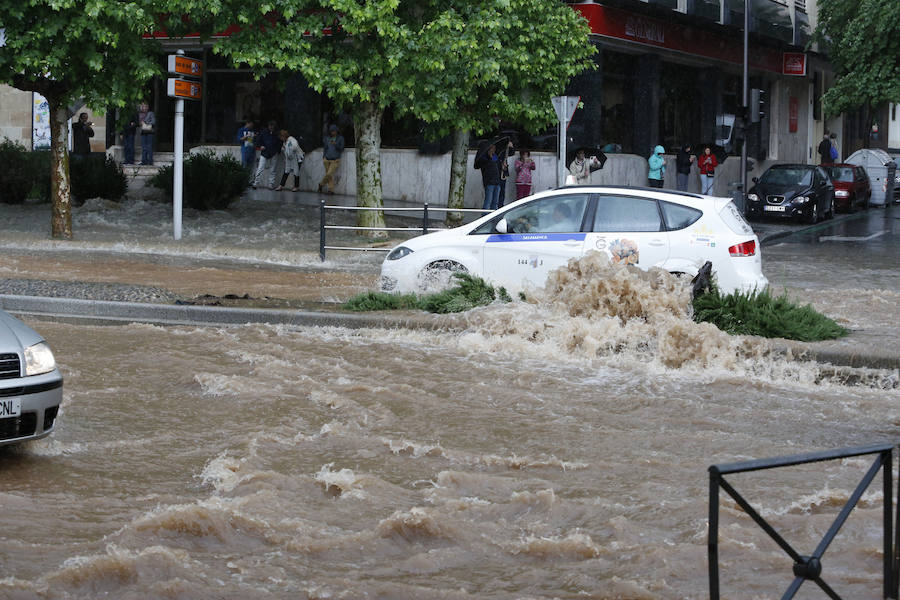 Fotos: Una tromba de agua anega Salamanca