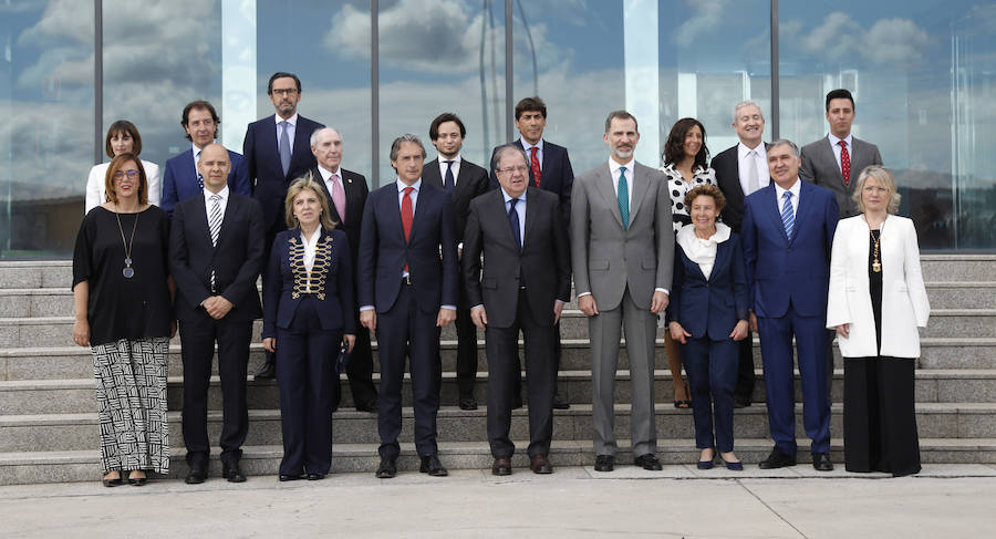 Fotos: Felipe VI visita Gullón en su 125 aniversario