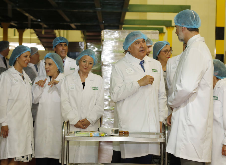 Fotos: Felipe VI visita Gullón en su 125 aniversario