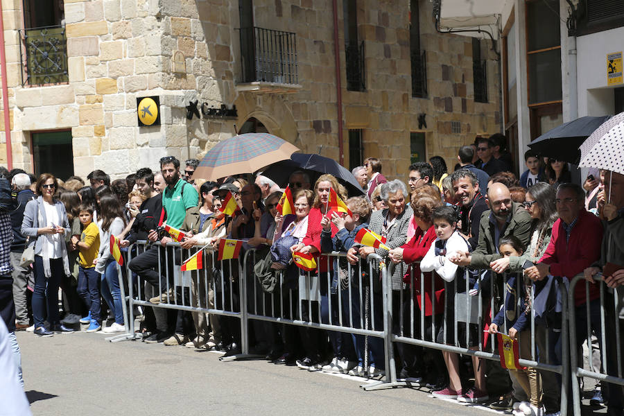 Fotos: El Rey, recibido en Aguilar (2/2)