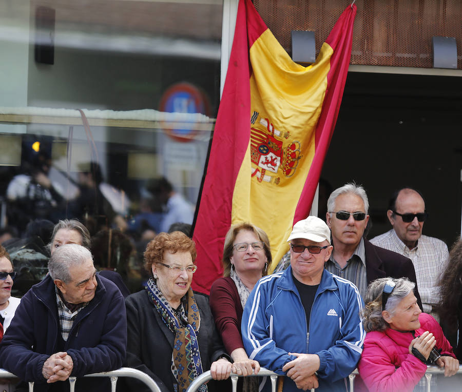 Fotos: El Rey, recibido en Aguilar (2/2)