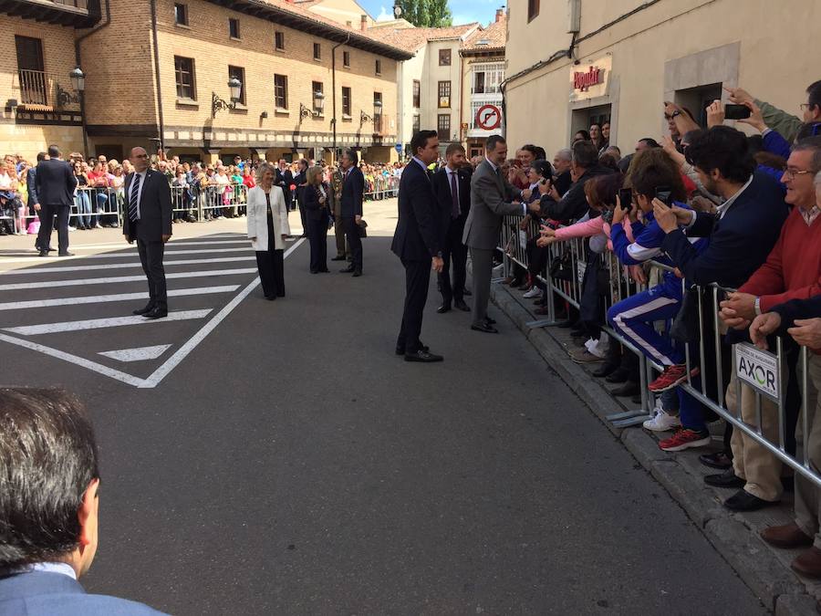 Fotos: El Rey, recibido en Aguilar de Campoo (1/2)