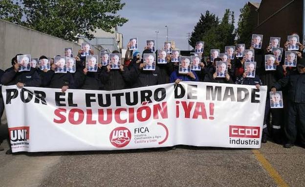 Manifestación de trabajadores de Made en Medina del Campo. 