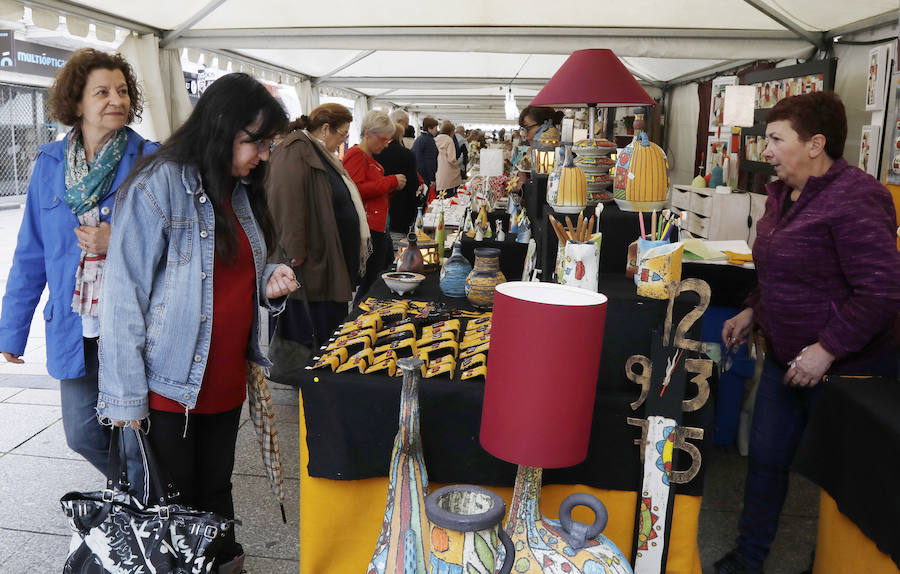 Fotos: Cerámica en la Feria Chica