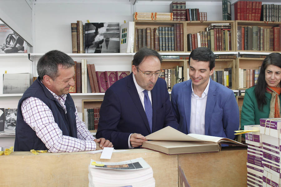 Fotos: XXVI Feria del libro antiguo y de ocasión de Palencia