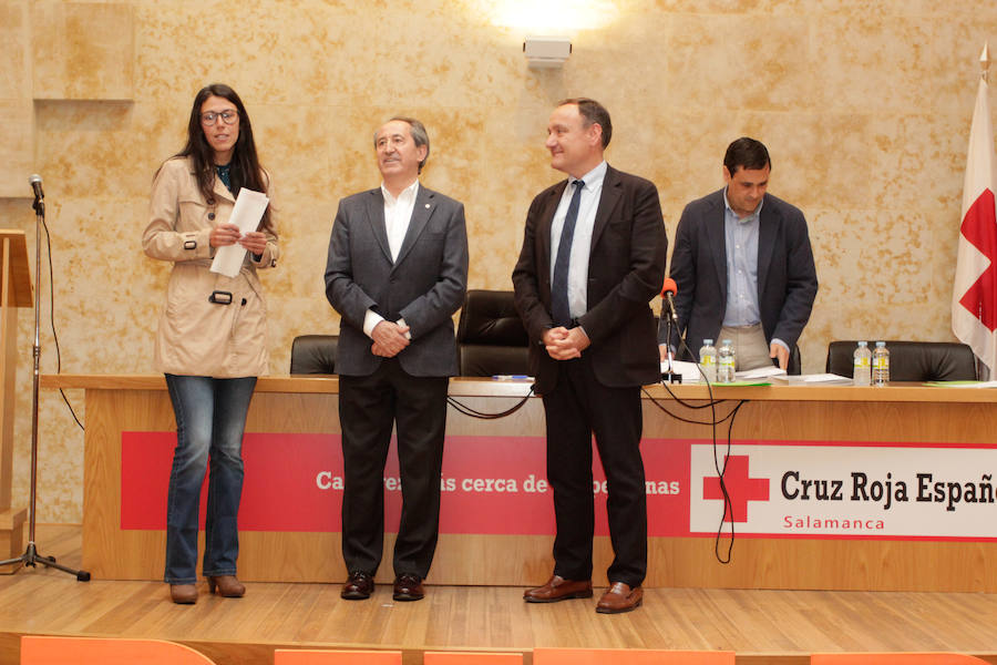 Fotos: Entrega de premios de la clausura de Cursos de Cruz Roja