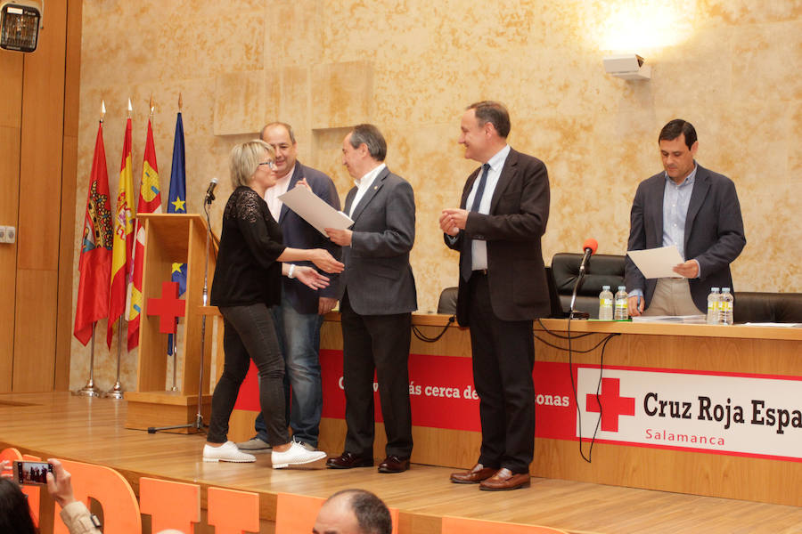 Fotos: Entrega de premios de la clausura de Cursos de Cruz Roja