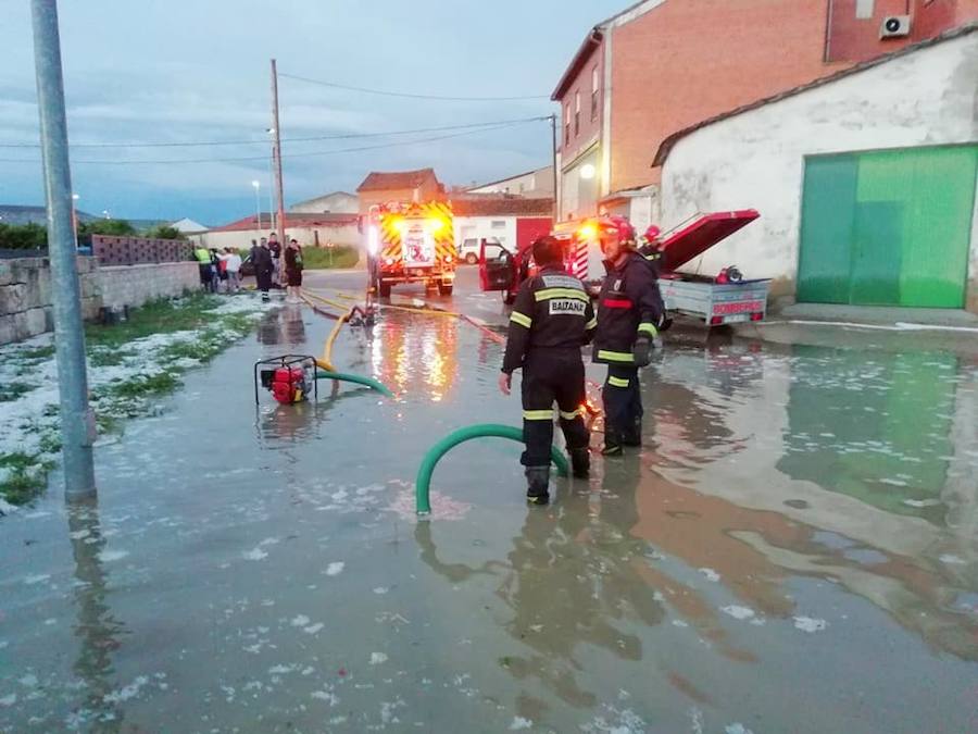 Fotos: Una tormenta de granizo causa importantes daños en Baltanás