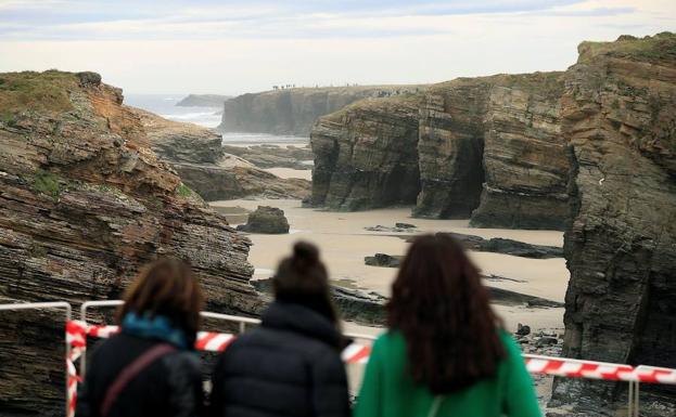 La Playa de las Catedrales, tras el desprendimiento que costó la vida a Irene Baladrón. 