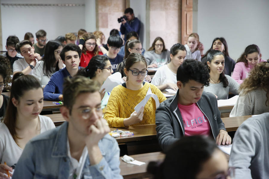 Un total de 2.529 estudiantes formalizó su matrícula para realizar la Evaluación de Bachillerato para el Acceso a la Universidad (EBAU) en la convocatoria de junio en el distrito universitario de Salamanca