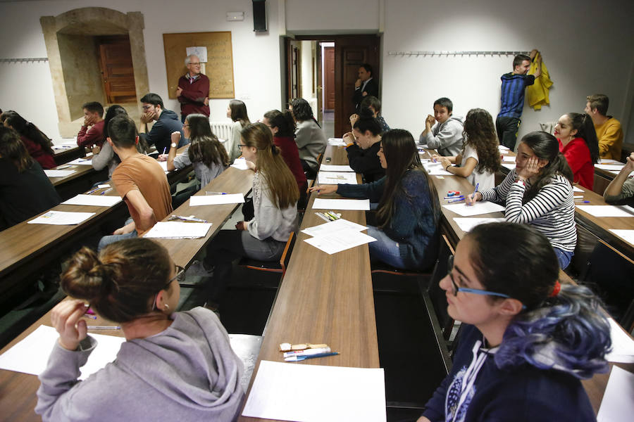 Un total de 2.529 estudiantes formalizó su matrícula para realizar la Evaluación de Bachillerato para el Acceso a la Universidad (EBAU) en la convocatoria de junio en el distrito universitario de Salamanca