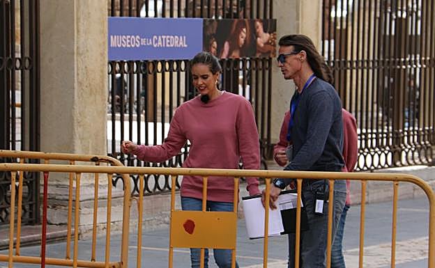Imagen principal - Los aspirantes durante el rodaje.