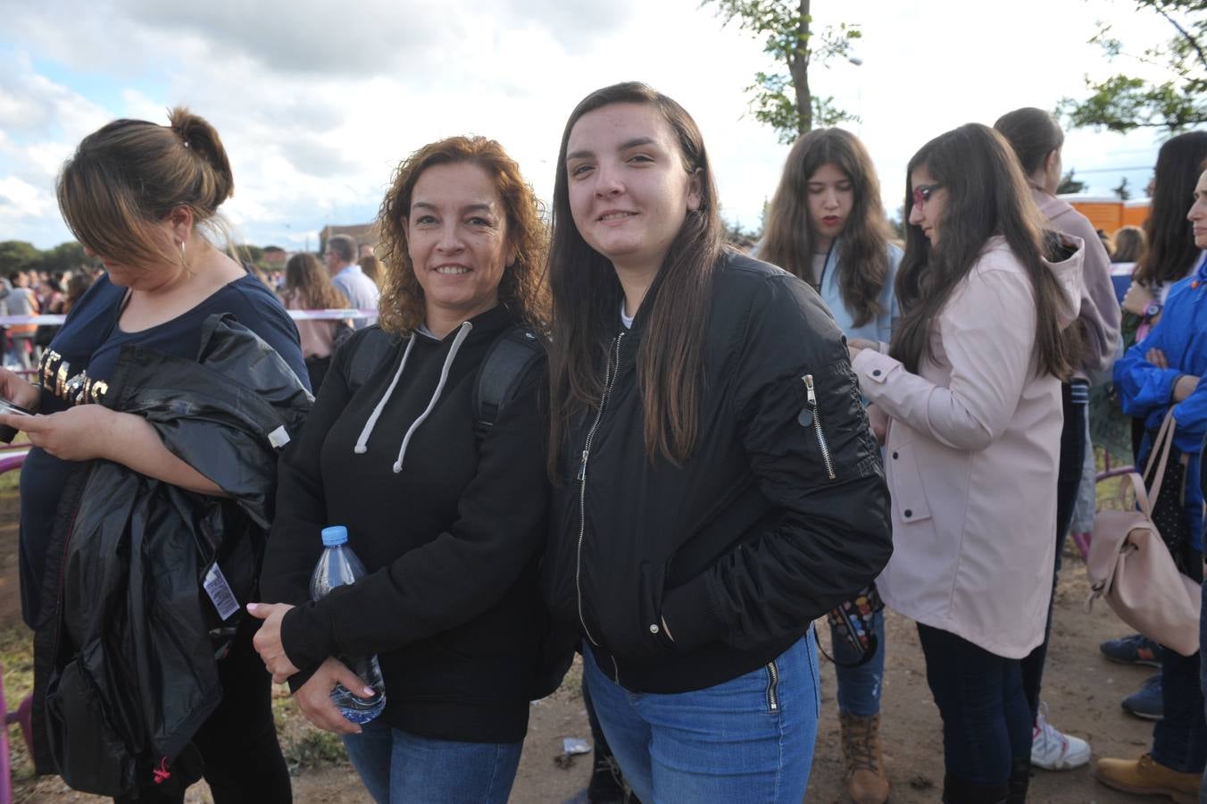 Fotos: Asistentes al concierto de Operación Triunfo en Valladolid (1/2)