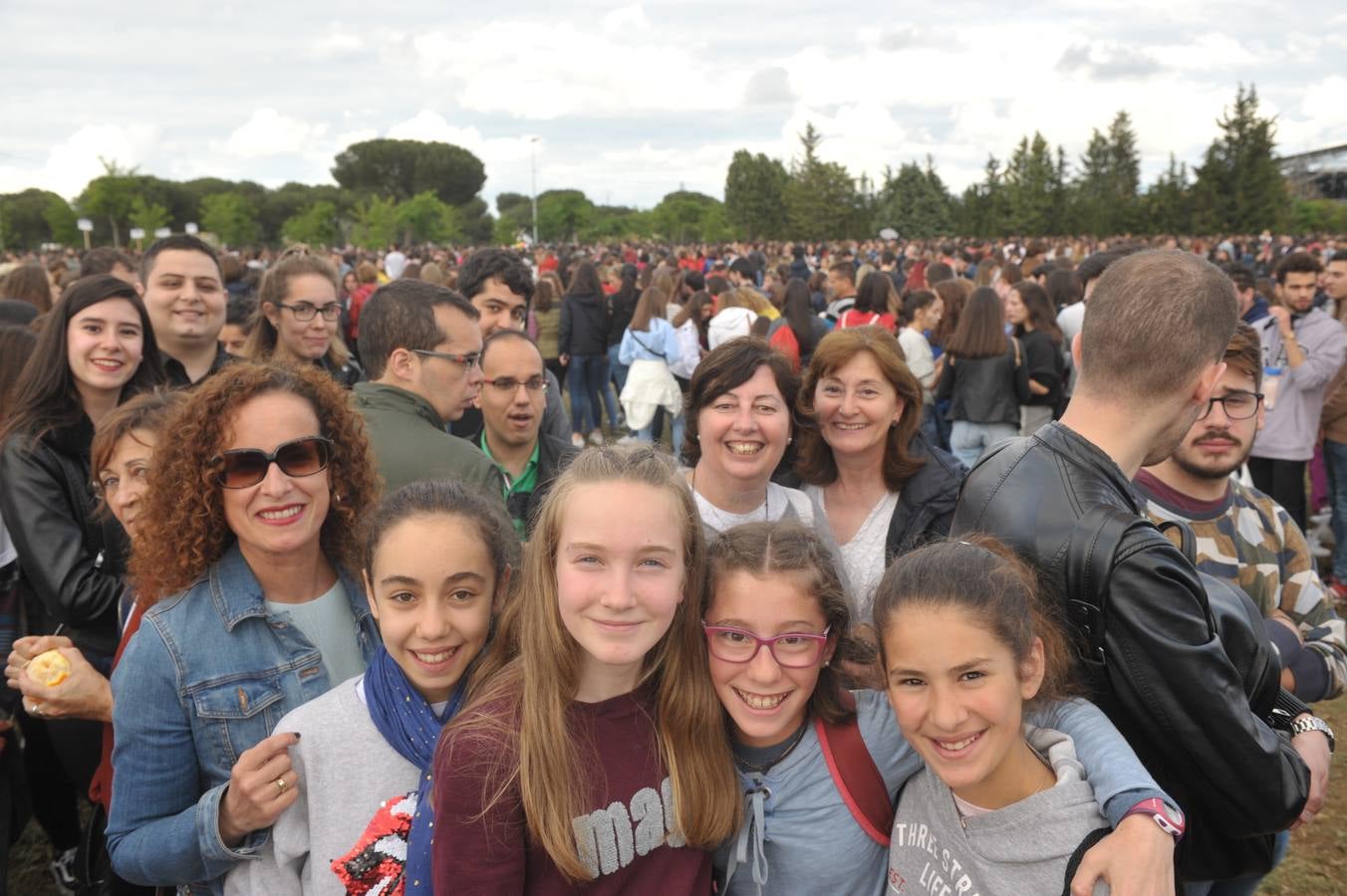 Fotos: Asistentes al concierto de Operación Triunfo en Valladolid (1/2)