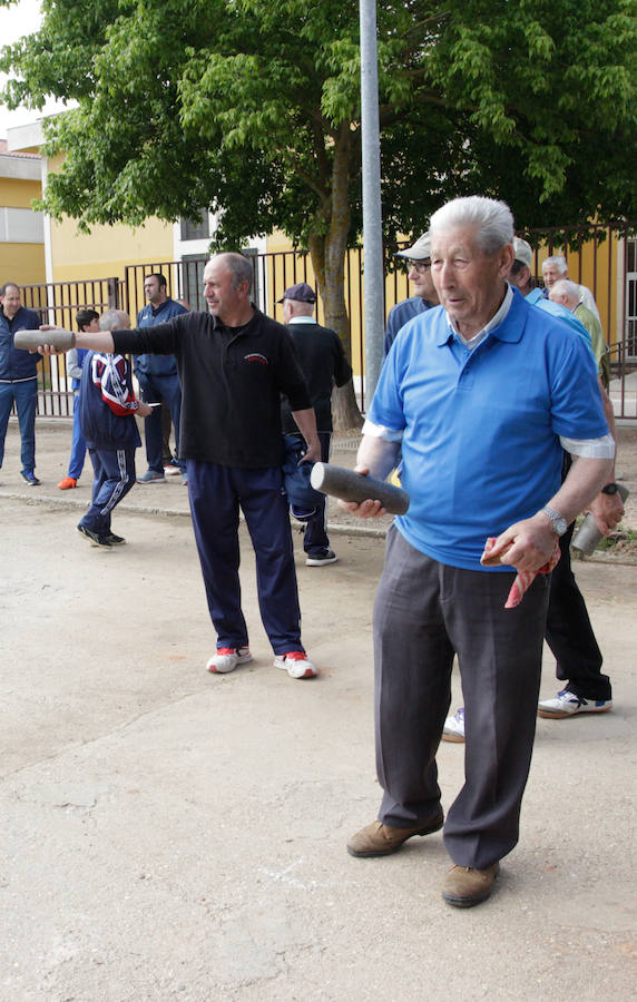 Gimnasia rítmica, tenis de mesa, piragüismo o calva, fueron algunas de las actividades festivas promovidas por el Ayuntamiento