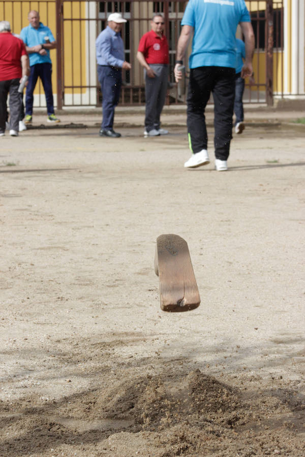 Gimnasia rítmica, tenis de mesa, piragüismo o calva, fueron algunas de las actividades festivas promovidas por el Ayuntamiento