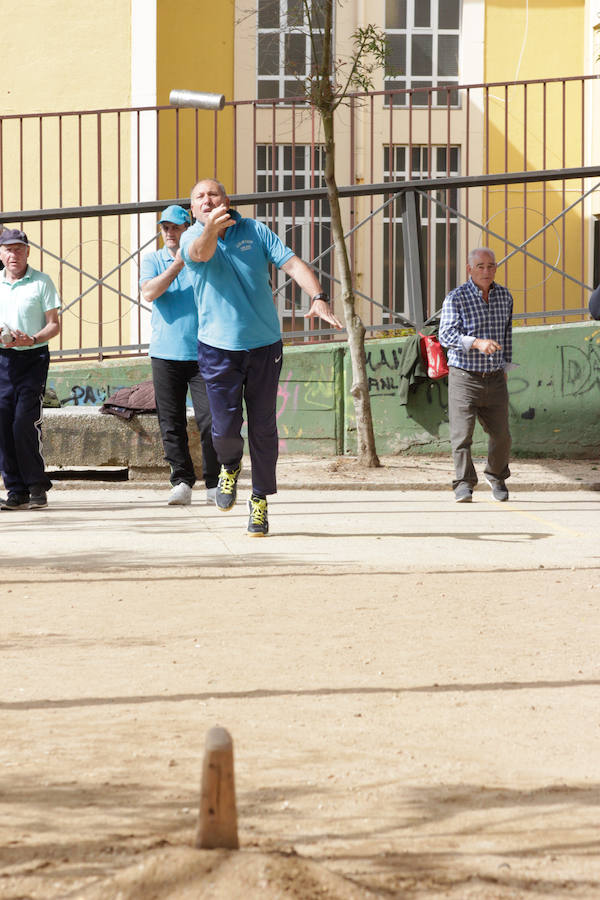 Gimnasia rítmica, tenis de mesa, piragüismo o calva, fueron algunas de las actividades festivas promovidas por el Ayuntamiento