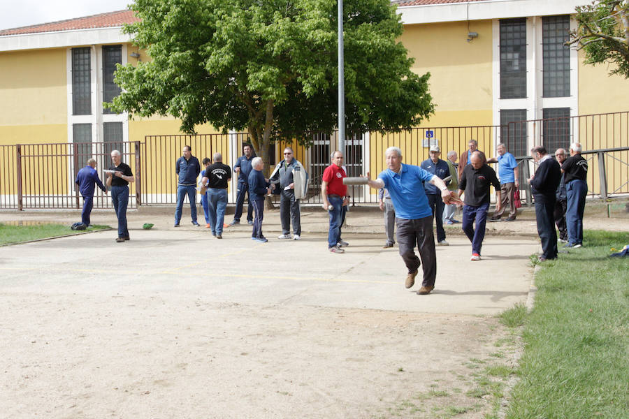 Gimnasia rítmica, tenis de mesa, piragüismo o calva, fueron algunas de las actividades festivas promovidas por el Ayuntamiento