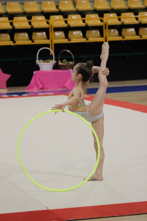 Gimnasia rítmica, tenis de mesa, piragüismo o calva, fueron algunas de las actividades festivas promovidas por el Ayuntamiento