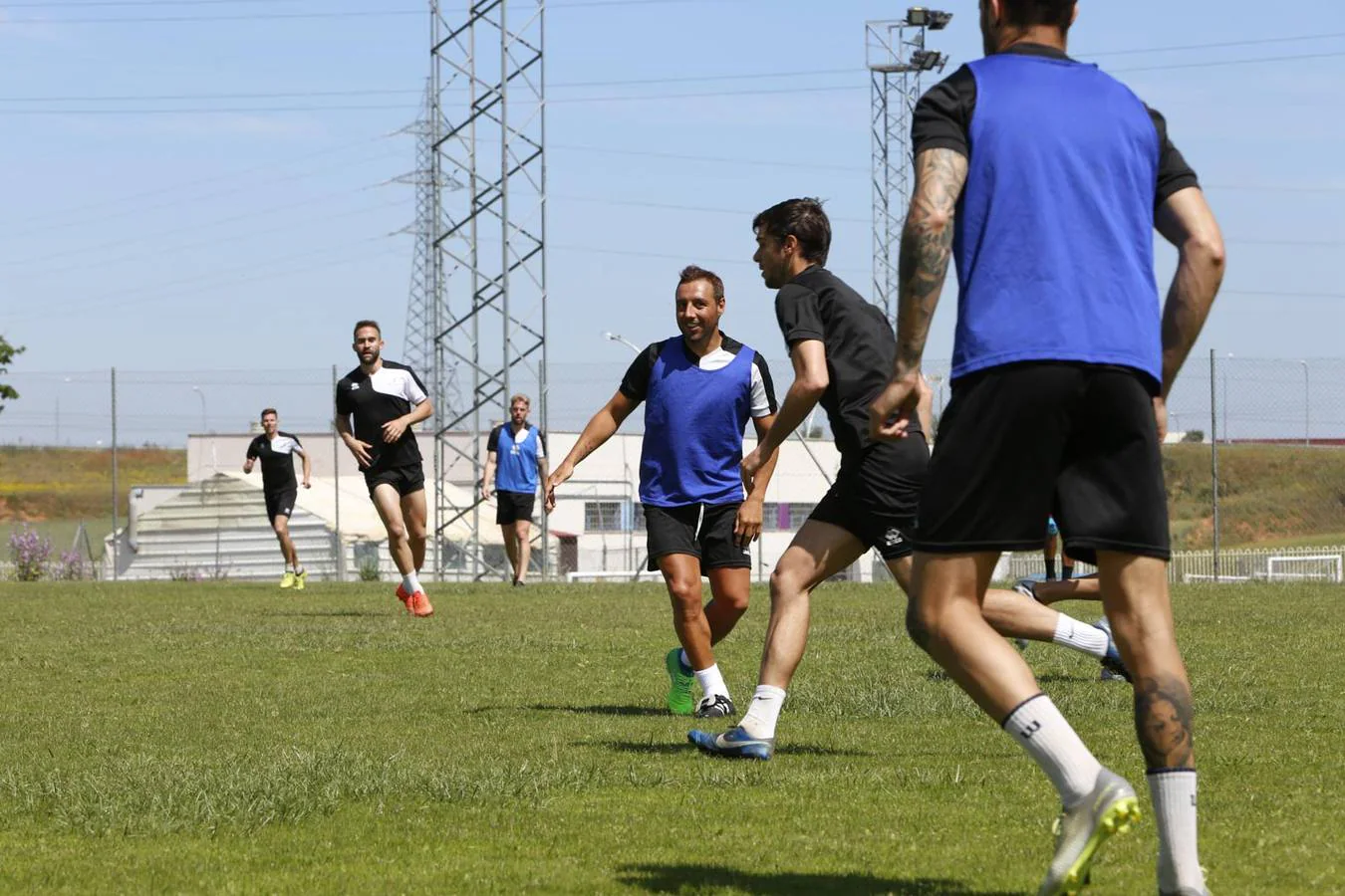 El internacional asturiano ultima su recuperación del talón de Aquiles para hacer la pretemporada con el Villarreal