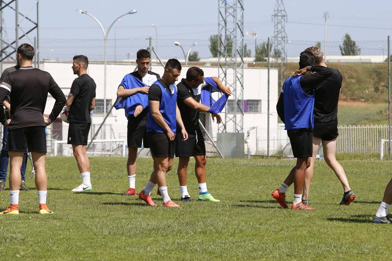 El internacional asturiano ultima su recuperación del talón de Aquiles para hacer la pretemporada con el Villarreal