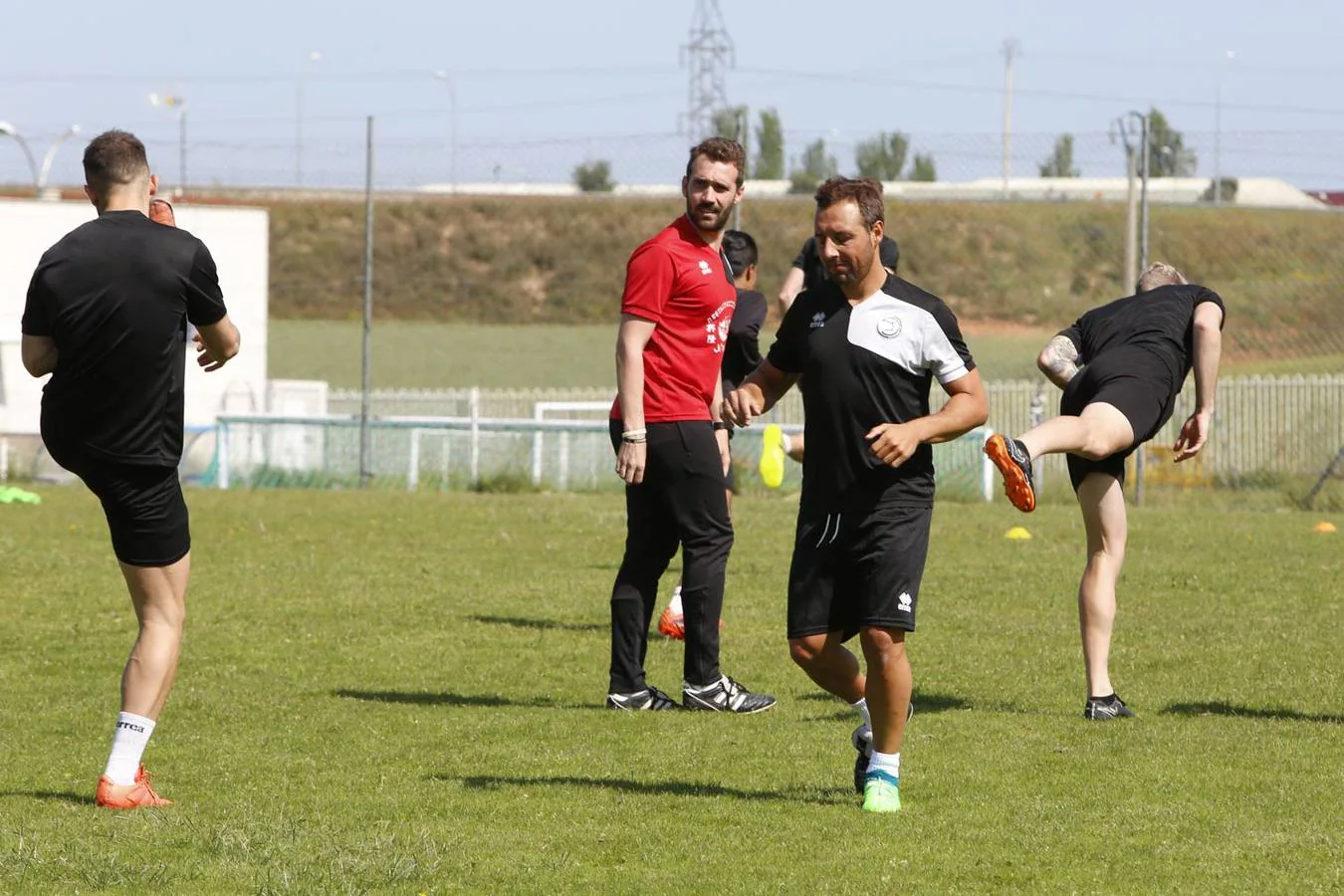 El internacional asturiano ultima su recuperación del talón de Aquiles para hacer la pretemporada con el Villarreal