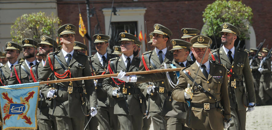 Fotos: Graduación en la Academia de Caballería