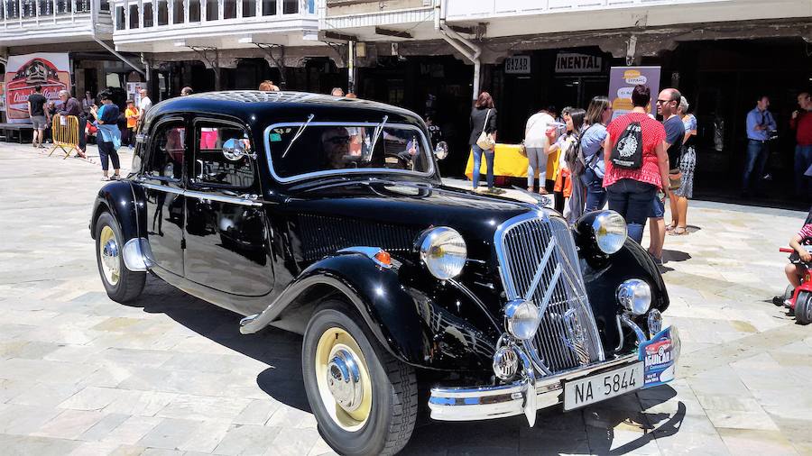 Fotos: Encuentro de coches cásicos en Aguilar