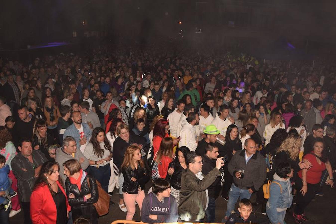 Fotos: Concierto de King África en Guardo