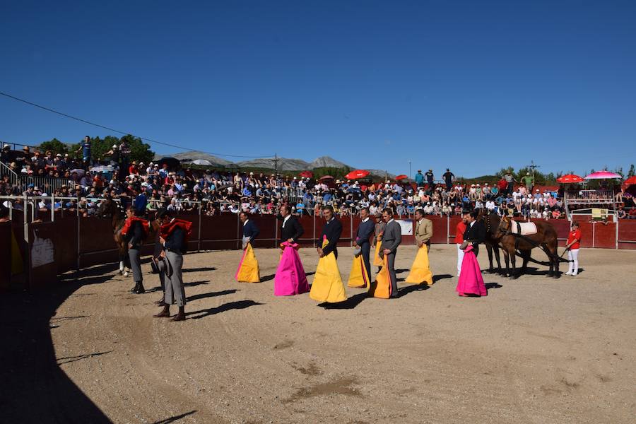 Fotos: Accidentada corrida de toros en las fiestas de Guardo