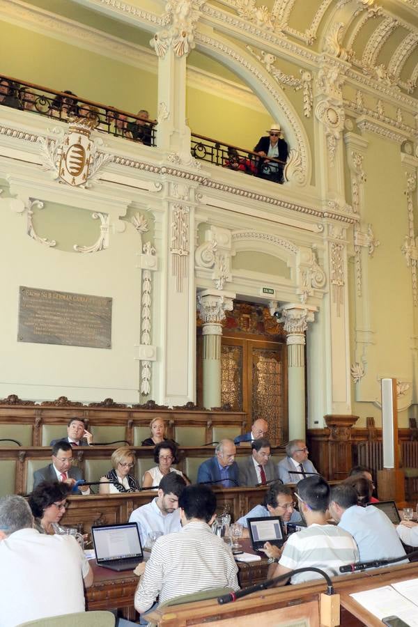 Fotos: Pleno en el Ayuntamiento de Valladolid