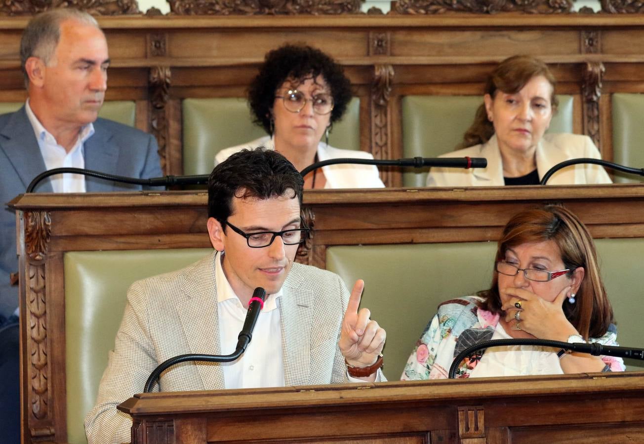 Fotos: Pleno en el Ayuntamiento de Valladolid