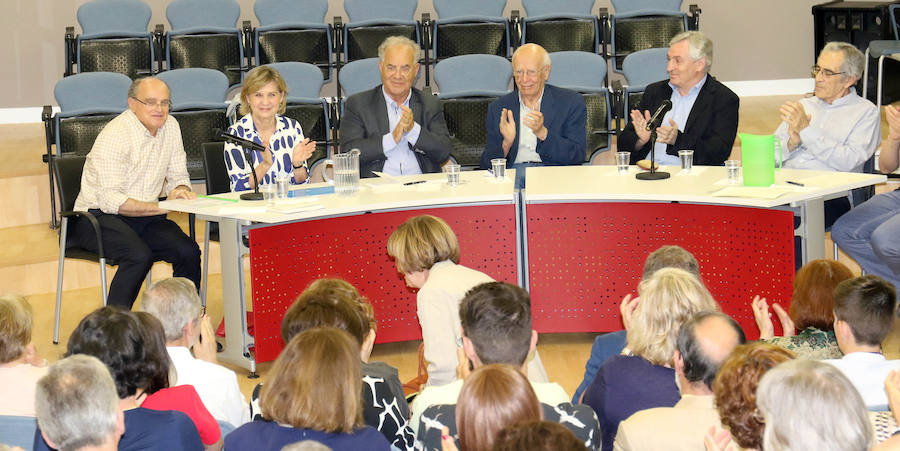 Fotos: Homenaje en la Biblioteca de Castilla y León, al matemático profesor de la Uva, Mauricio Jalón