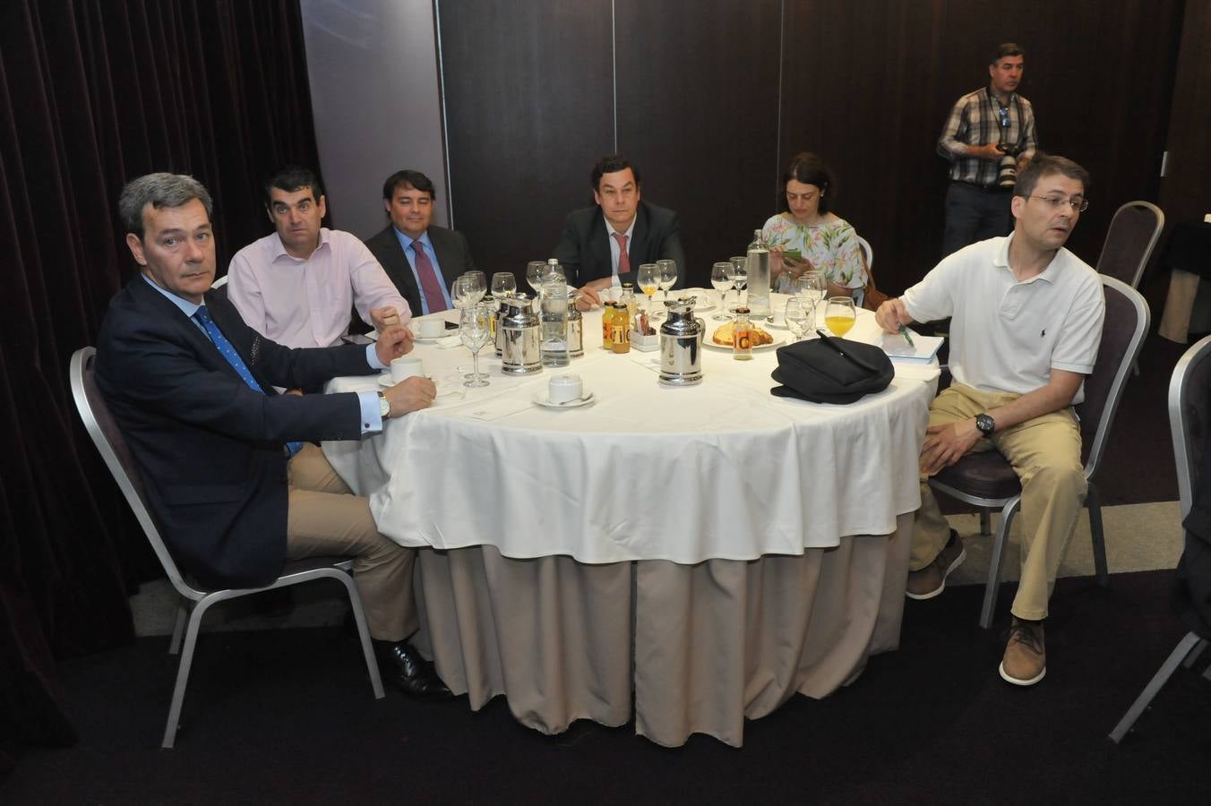 El experto aportó una visión global de las perspectivas de futuro a las que se enfrentarán los distintos agentes económicos y empresariales de cara a los próximos años