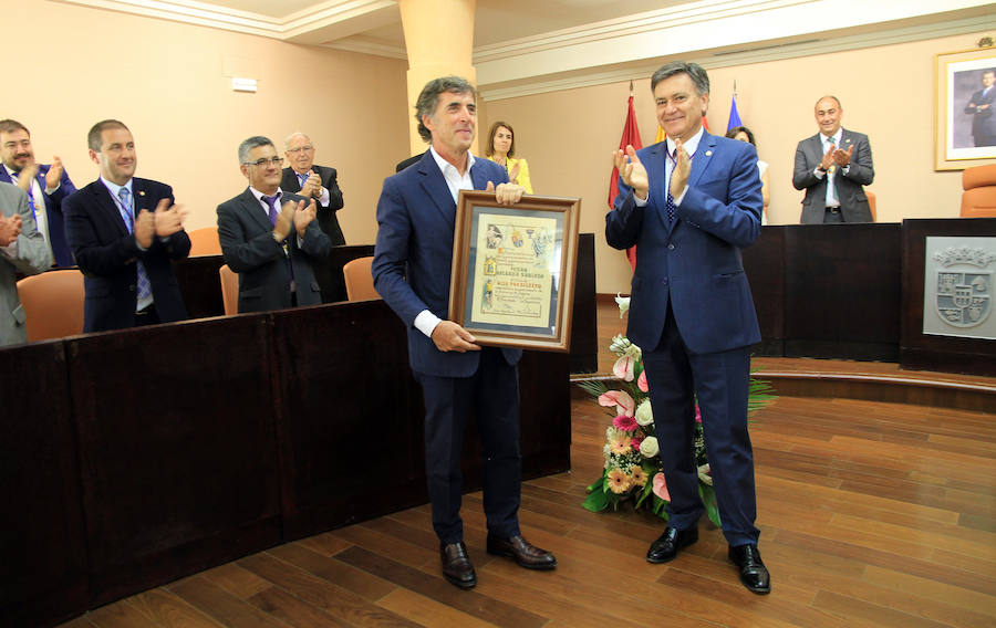 Fotos: Pedro Delgado, Hijo Predilecto de la Provincia