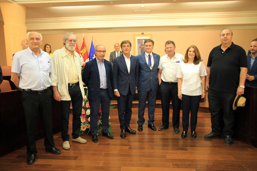 Fotos: Pedro Delgado, Hijo Predilecto de la Provincia